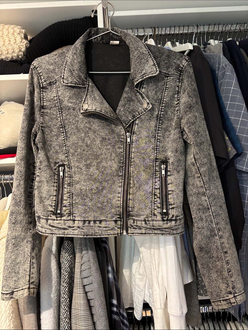Divided Women's Acid-Wash Jean Moto Jacket - Gray